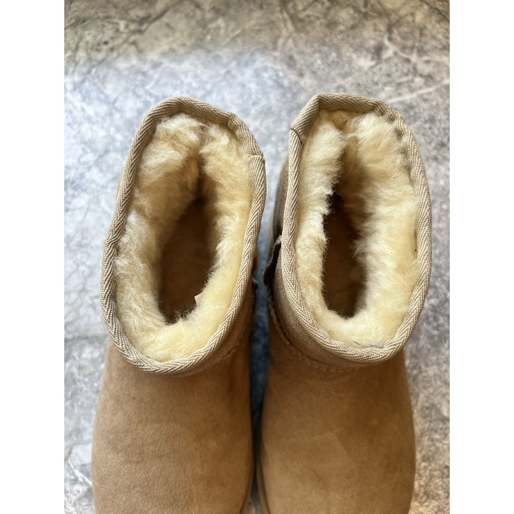 UGG Classic Mini II Sand Sheepskin Suede Boots Women's Size 6 - Picture 6 of 8